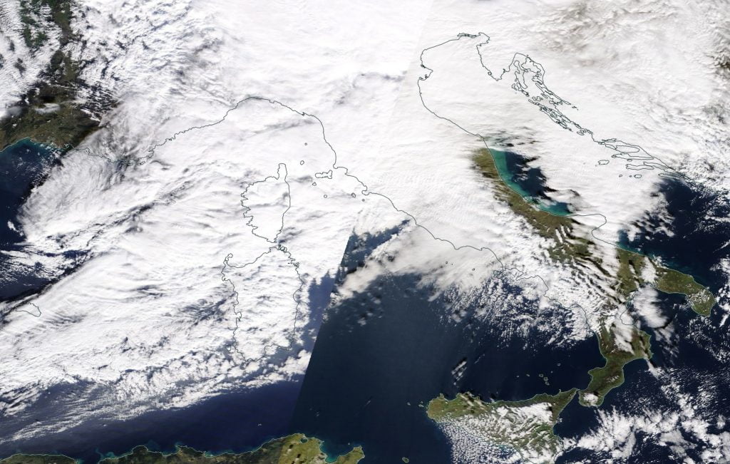 Satellite perturbazione artica