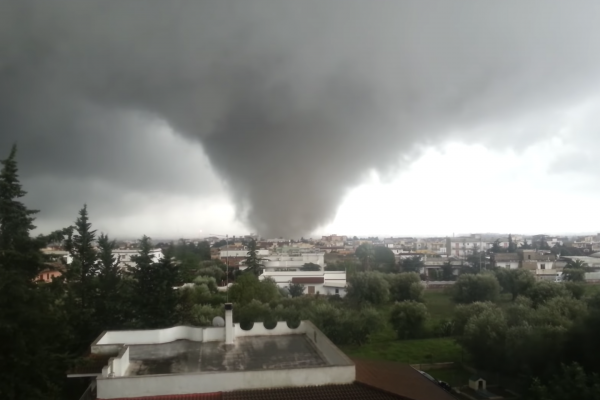 Il Tornado a Taranto